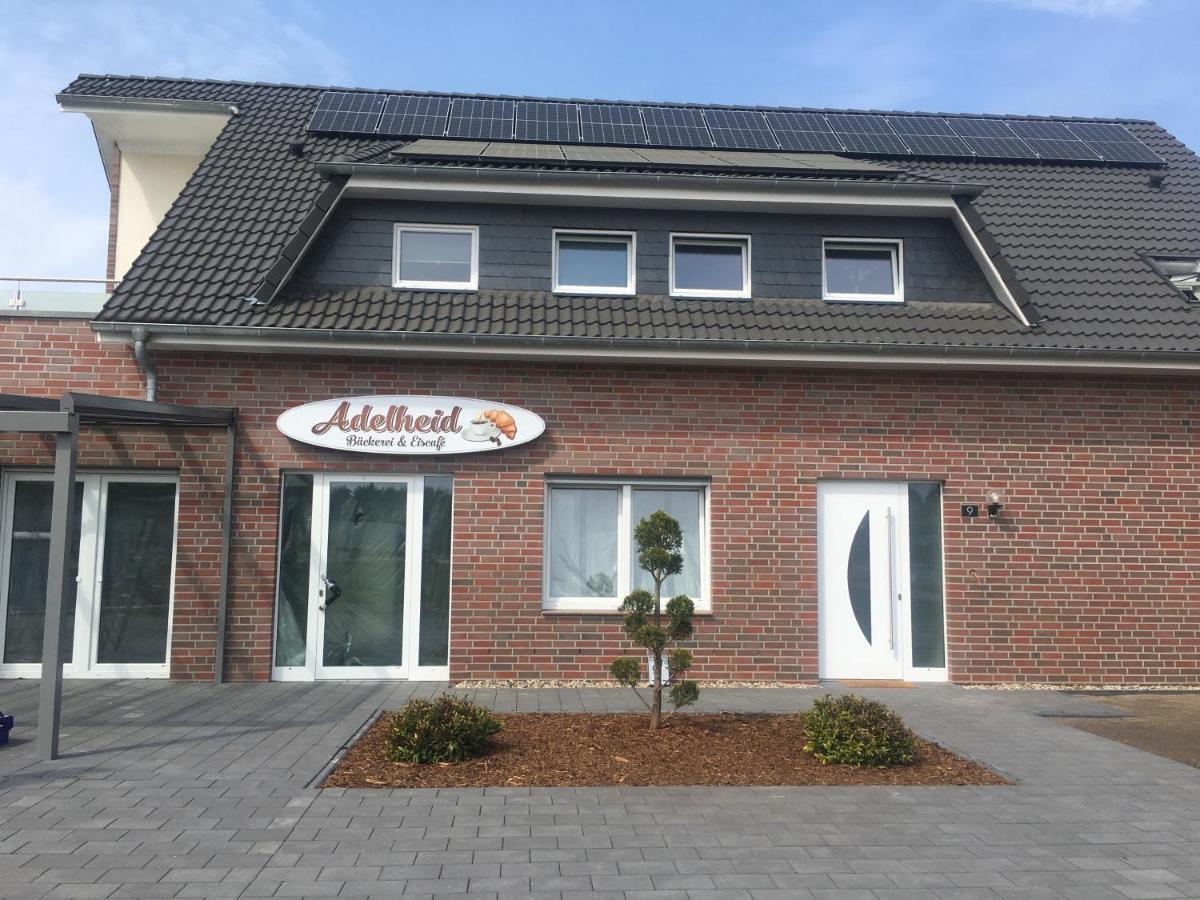 Gäste und Messezimmer Adelheidsdorf Exterior foto